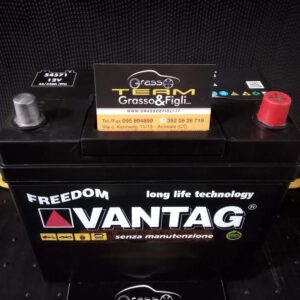 Batteria Auto 45 ah 330A Positivo a Destra - Misure 230x125x200 - Vantag Long Life Technology X Fiat 500 Renault 4 ecc.