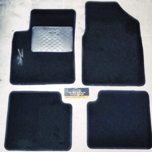 Set Tappeti Auto Ford Ka 2008 > 2016 in Moquette Nero con Rinforzo Battitacco e Velcro di fissaggio ricamato