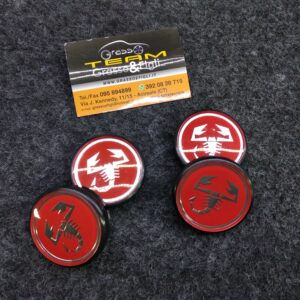 Kit 4 Coprimozzo Ruota con logo Scorpione Tipo Abarth - Colore Rosso Center Caps da diametro esterno 50mm diametro interno 42mm Tappo Tappi 6924010