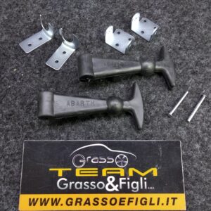 Serie 2 Ganci Gancio Ferma Cofano Nero modello tipo Abarth in gomma 28032
